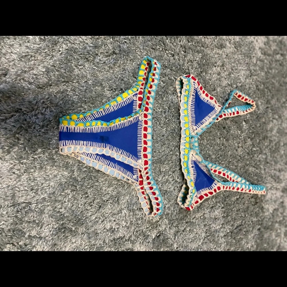 Kinii swimsuit size small - Picture 1 of 4
